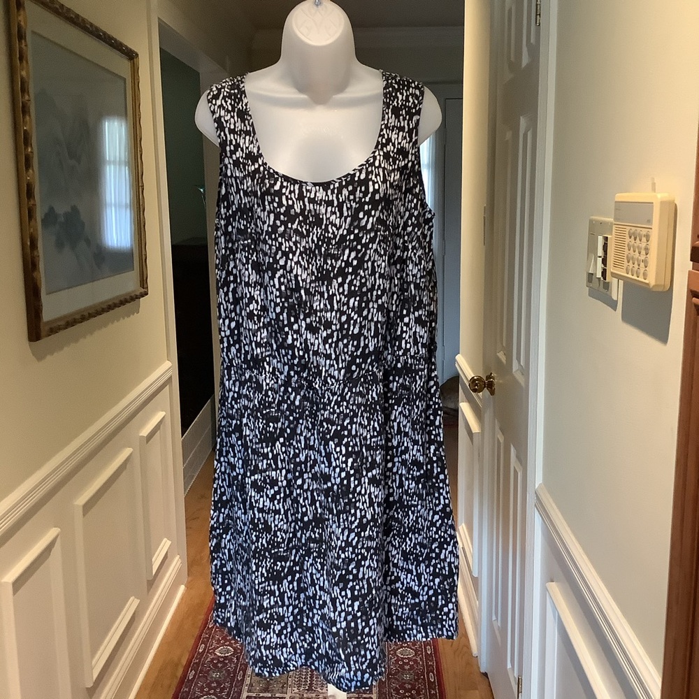 Coldwell Creek - Lady black/white pattern dress 18